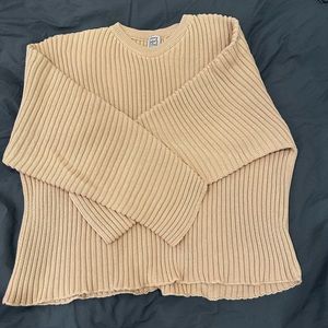 Baserange Kai Sweater
